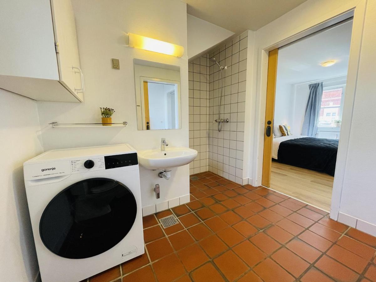 Aday - Central Terrace Apartment In Hjørring Exteriör bild